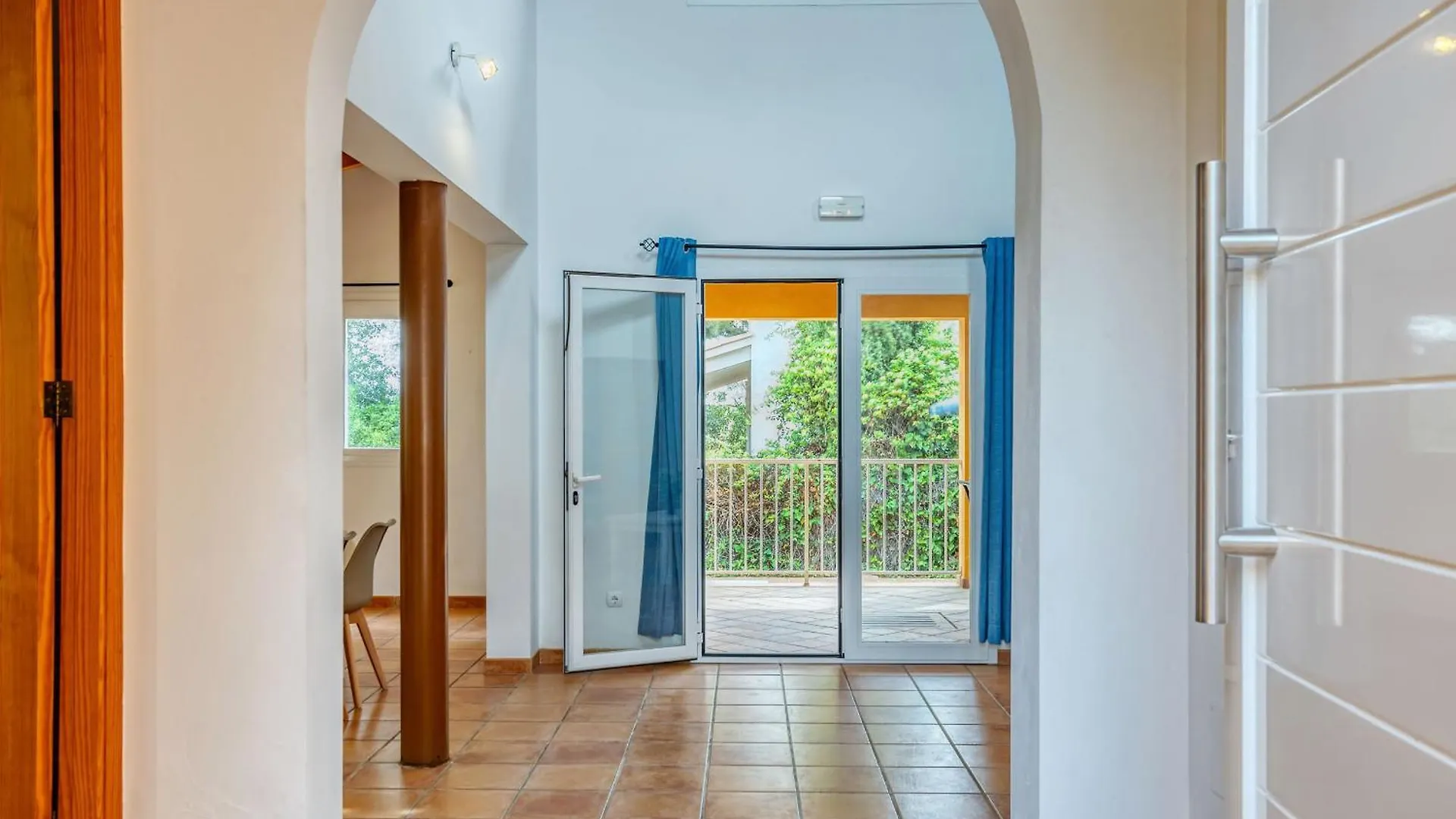 Casa Tulipa By Dracmallorca Cala Llombards