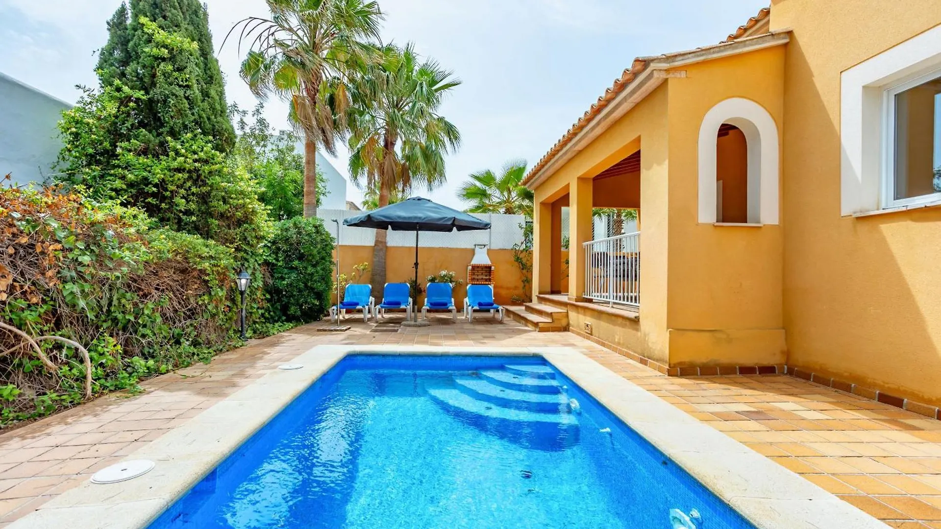 Casa Tulipa By Dracmallorca Cala Llombards